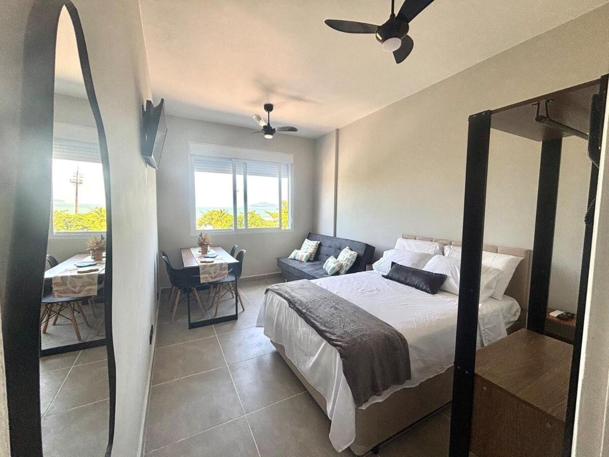 Kitnet Com Vista Mar Em Apartamento *